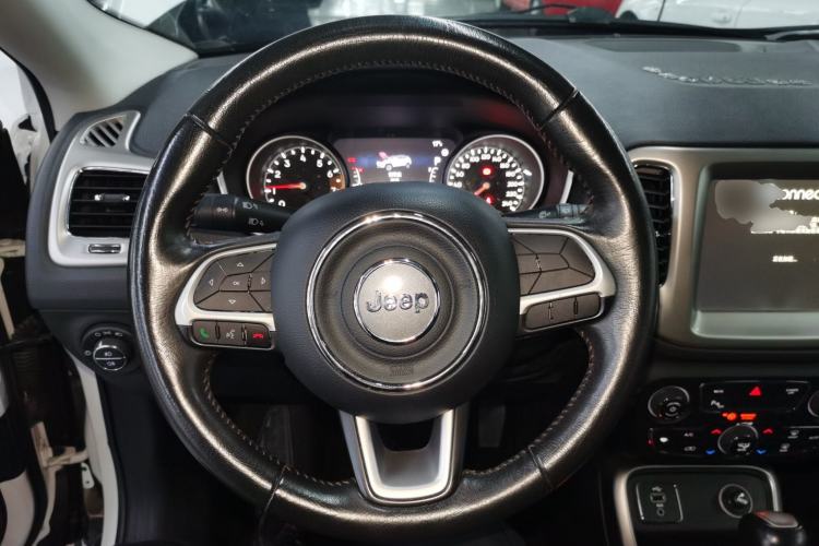 Used Jeep Compass 2017 200T Automatic Family Edition