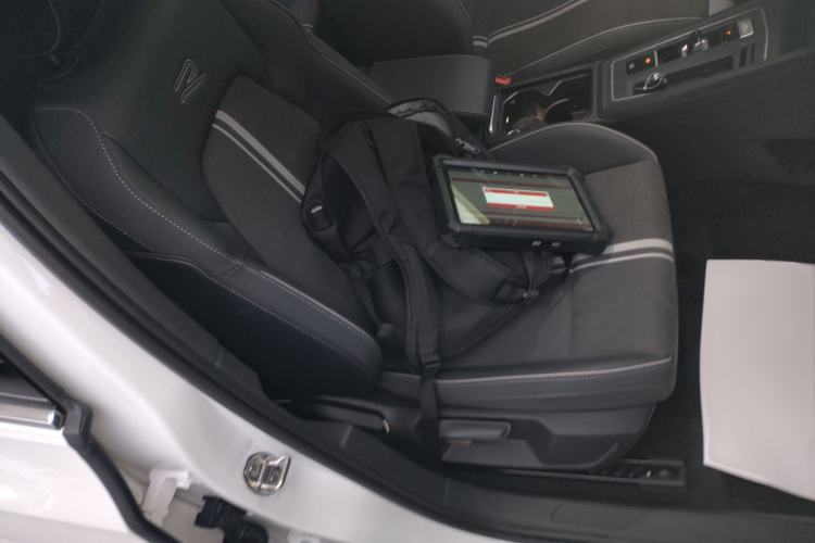 Used Volkswagen Golf 2023 Facelift 280TSI DSG R-Line Lite
