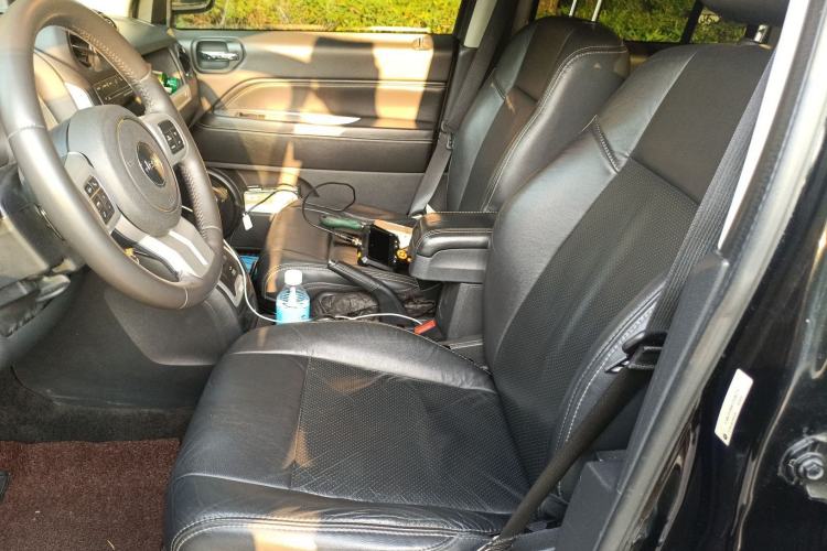 Used Jeep Compass 2014 2.4L four-wheel drive luxury version