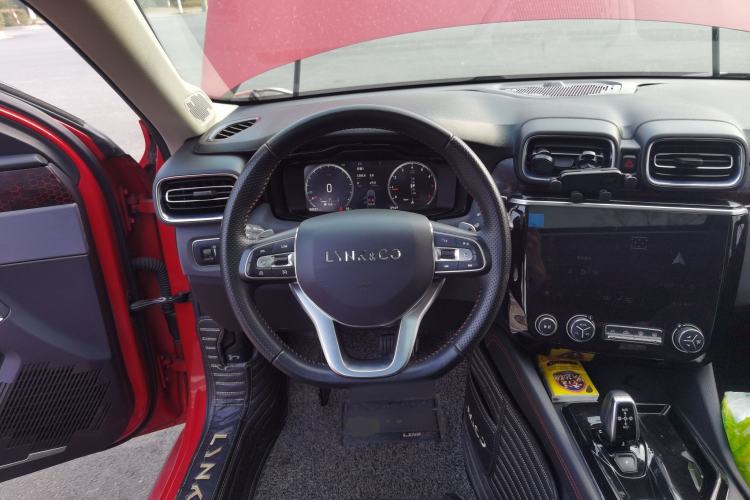 Used Lynk & Co 02 2019 High-Energy Edition 2.0T Automatic Two-Wheel Drive Pro Version China VI Standard