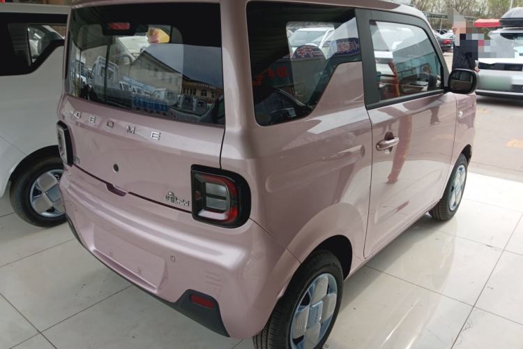 Used Geely Galaxy Panda 2024 Panda Mini 200km Endurance Bear