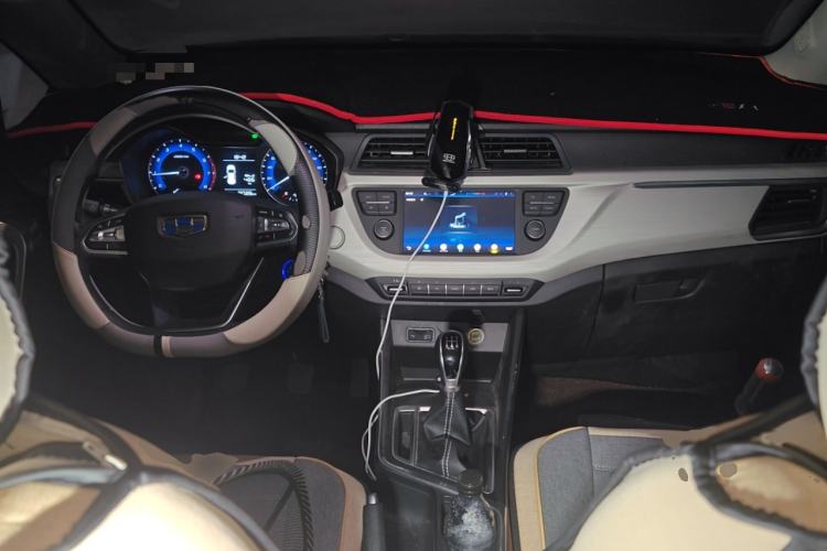 Used Geely Auto Vision X3 2019 Upgraded Model 1.5L Manual Elite Version