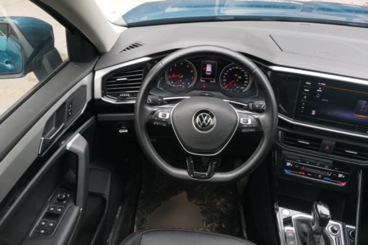 Used Volkswagen Tayron 2020 330TSI Two-Wheel Drive Luxury Smart Connectivity Version Steering Wheel