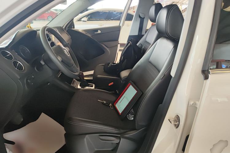 Used Volkswagen Tiguan L 2016 280TSI Automatic Two-Wheel-Drive Silk Road Style Edition
