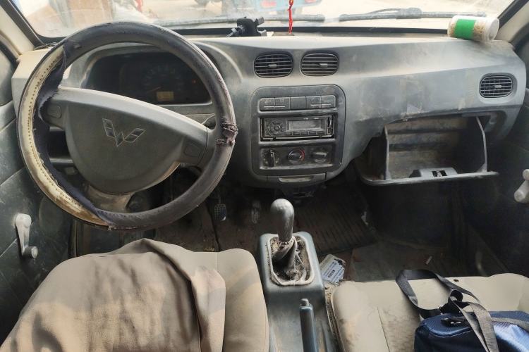 Used Wuling Zhiguang 2010 1.0L New Version Practical Short-Body L2Y