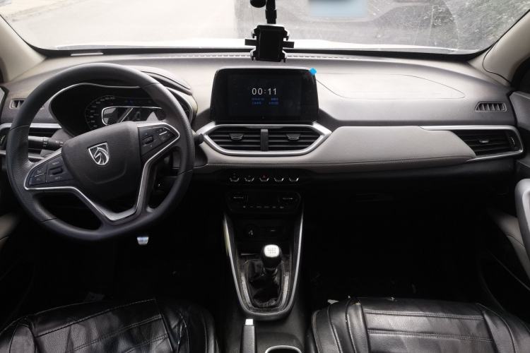 Used Baojun 510 2017 1.5L Manual Fashion Model