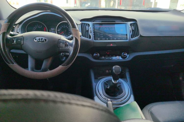 Used Kia Sportage R 2015 2.0L Manual Two-Wheel Drive GLS Trim