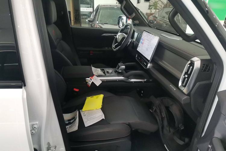 Used JETOUR Traveler 2024 2.0T All-Wheel-Drive Silver Dragon Wings
