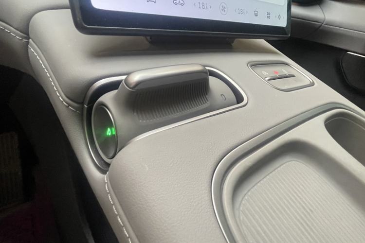 Used Nio EC6 2023 75 kWh