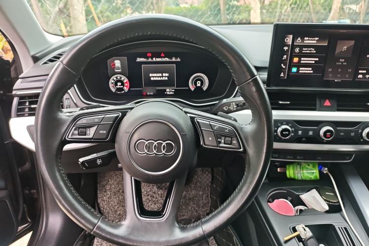 Used Audi A4L 2020 40 TFSI Fashion Dynamic Model Steering Wheel