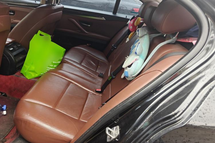 Used BMW 5 Series 2014 520Li Elegant Model
