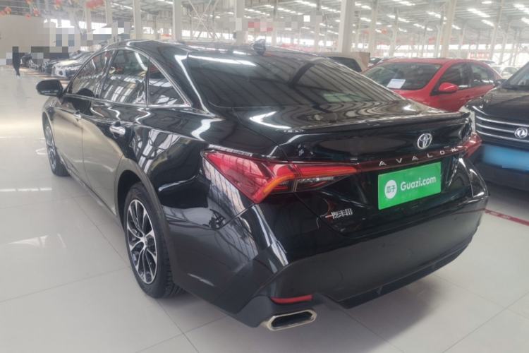 Used Toyota Avalon 2023 2.5L Luxury Edition Rear Left 45 Deg