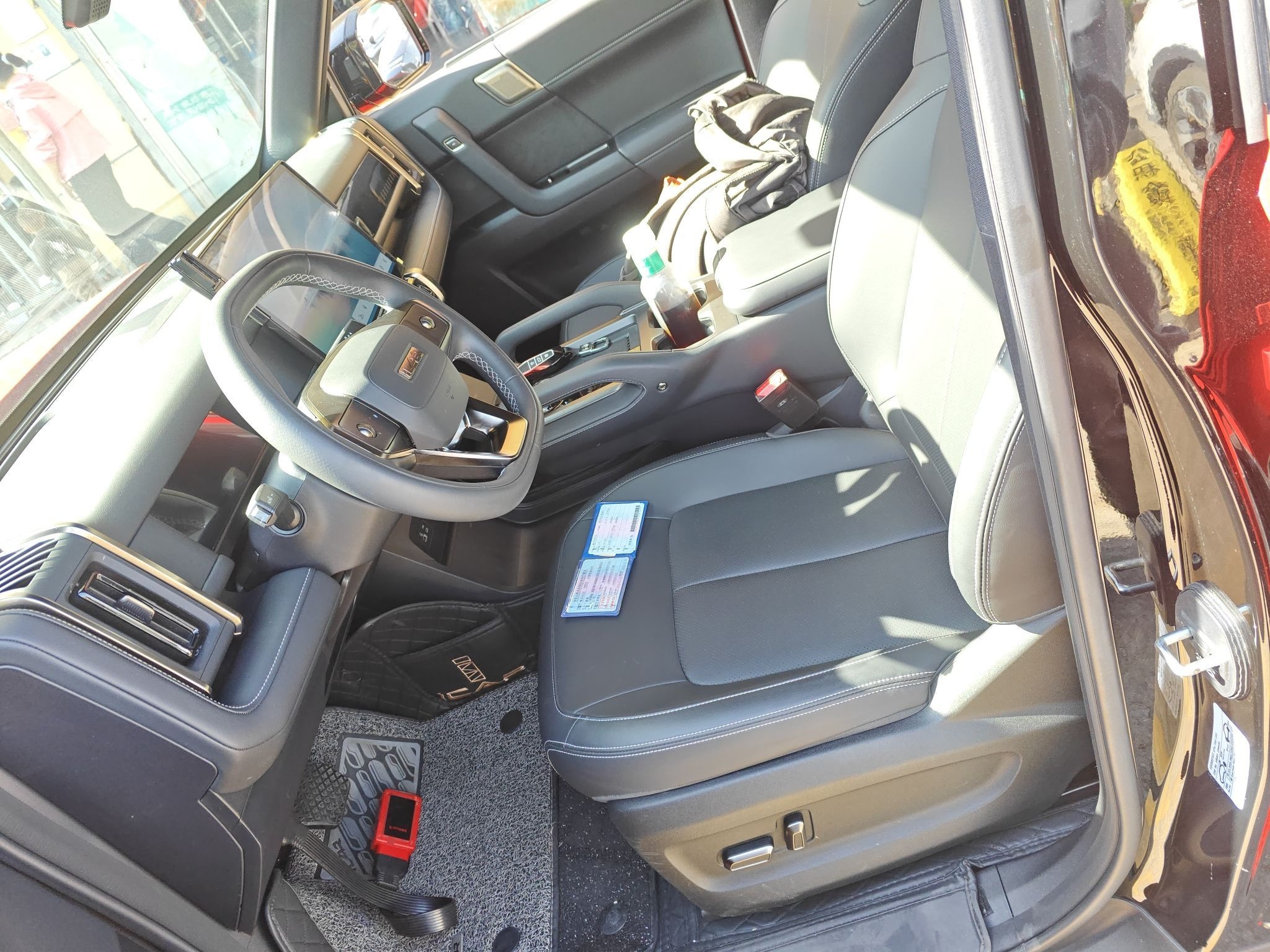 Переднее сиденье в автомобиле