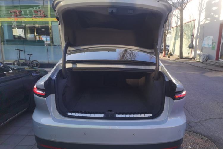 Used Nio ET7 2022 100kWh First Edition Trunk