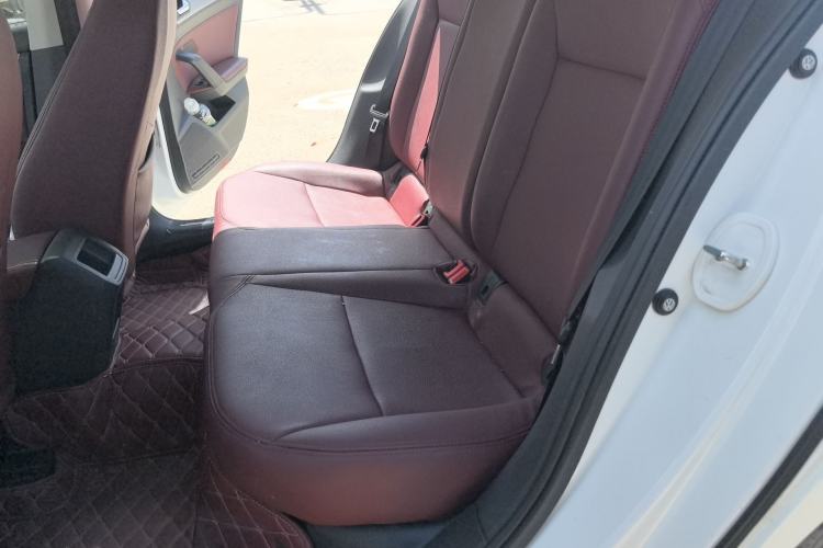 Used Volkswagen Lamando 2017 230TSI DSG Fashion Edition