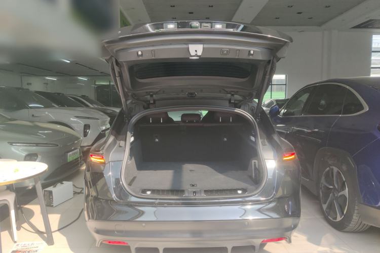 Used Nio ET5T 2023 75 kWh Touring Trunk