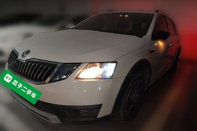 Used Skoda Octavia 2018 Station Wagon TSI230 DSG Luxury Edition