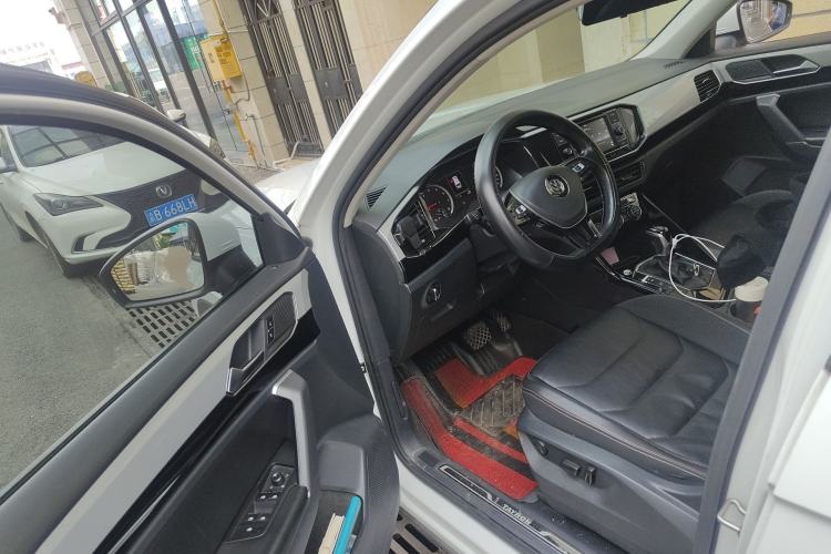 Used Volkswagen Tayron 2019 330TSI Two-Wheel Drive Luxury Model China VI Standard Driver Seat