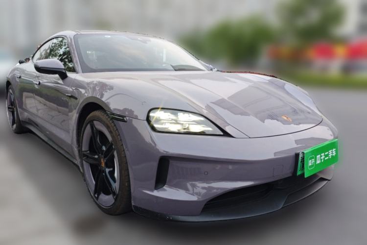 Used Porsche Taycan 2024 Taycan 4 Front Right 45 Deg