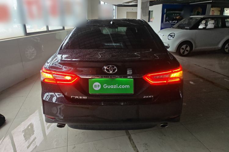 Used Toyota Camry 2021 2.0G Luxury Edition

