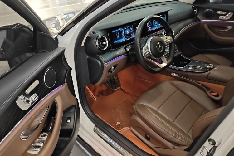 Used Mercedes-Benz E-Class 2019 E 300 L Sporty and Stylish Model