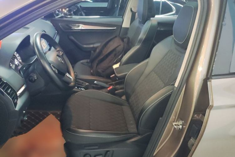 Used Skoda Karoq 2019 TSI280 Smart Drive Elite Edition China V Standard Left Front Seat