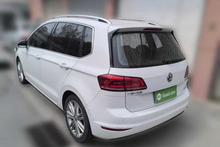 Used Volkswagen Golf Sportsvan 2016 280TSI Automatic Luxury Model Rear Left 45 Deg