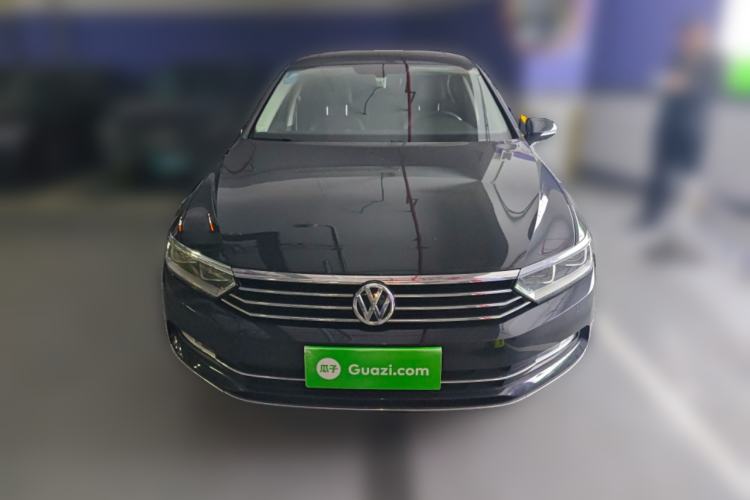 Used Volkswagen Magotan 2018 Facelift 330TSI DSG Luxury Model
