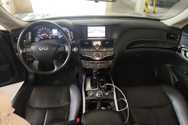 Used Infiniti Q70 2015 Q70L 2.5L Elite Edition Center Console