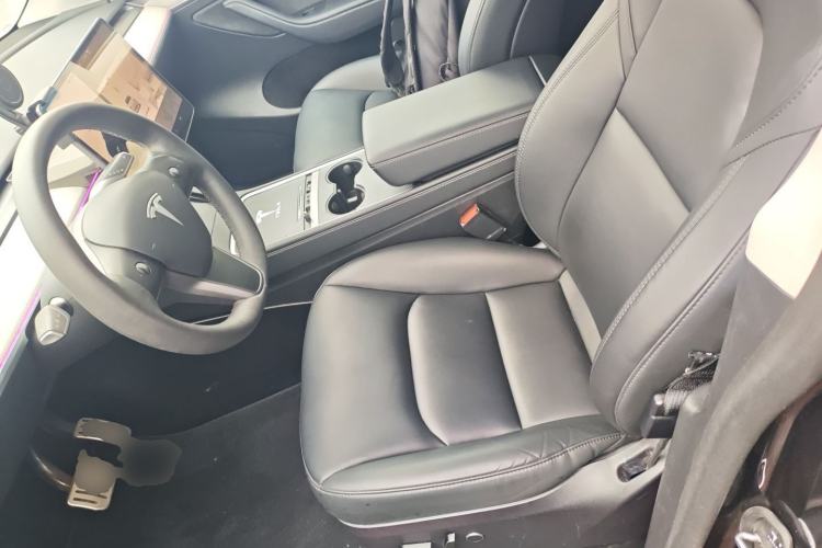 Used Tesla Model Y 2024 Rear-Wheel-Drive Version
