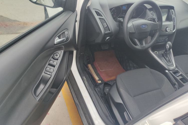 Used Ford Focus 2015 Hatchback 1.6L Automatic Comfort Model