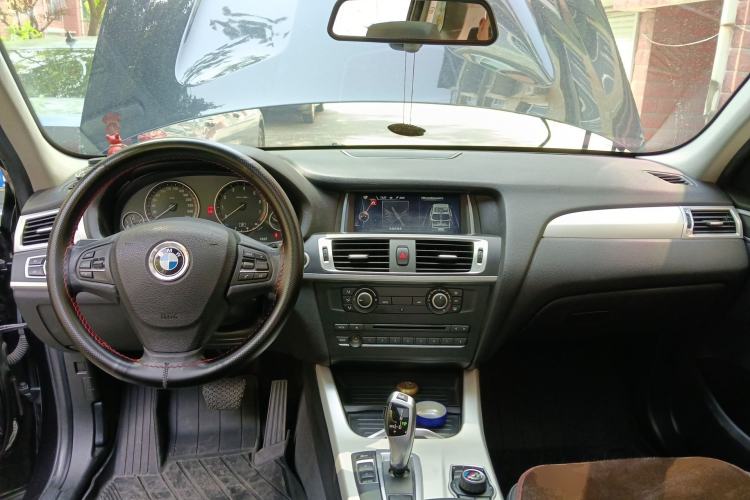 Used BMW X3 2016 sDrive20i Center Console