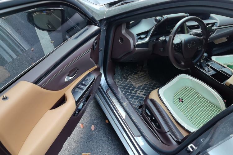 Used Lexus ES 2020 200 Excellence Edition