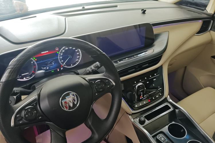 Used Buick GL8 2022 ES Landtrek 653T Luxury Edition