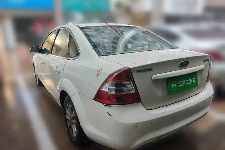 Used Ford Focus 2013 Sedan Classic 1.8L Automatic Base Model Rear Left 45 Deg