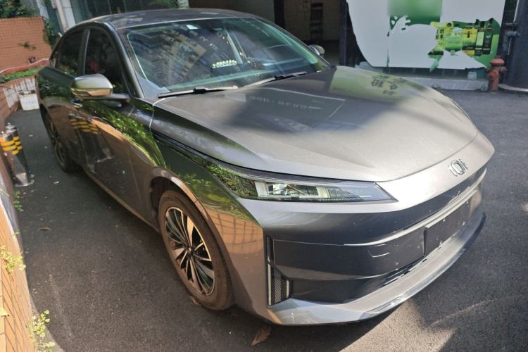 Used CHANGAN NEVO A05 2025 Truly Delicious Edition 70 – Beyond Excellence Front Right 45 Deg