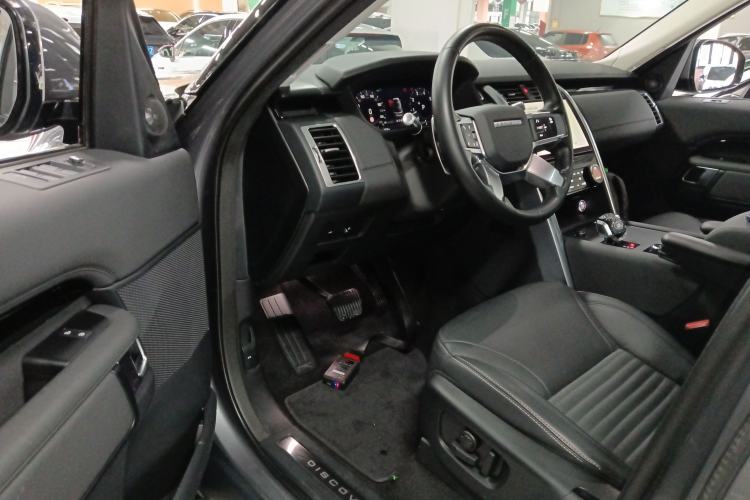 Used Land Rover Discovery 2021 300PS S