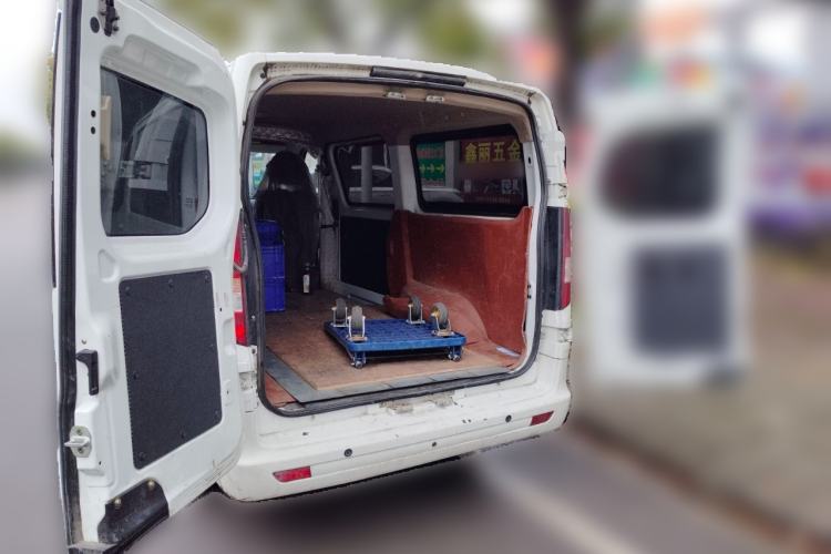 Used CHANGAN KAICHENG Ruixing EM80 2024 Comfort-Style 6-Seater 41.86 kWh Trunk