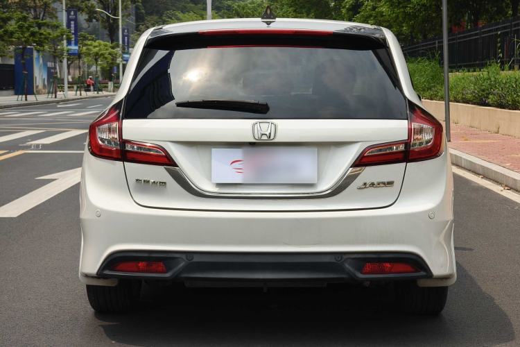 Used Honda Jade 2016 1.8L Automatic Comfort Elite Version 5 Seats Exterior 4