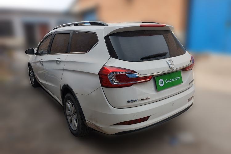 Used Baojun 310W 2017 1.5L Manual Fashion Model China V
