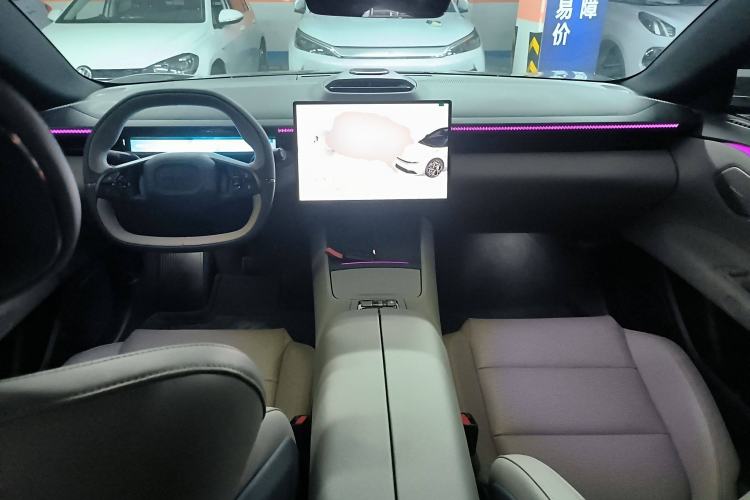 Used Lynk & Co Z10 2025 71 kWh 602 km Range Rear-Wheel Drive Pro
