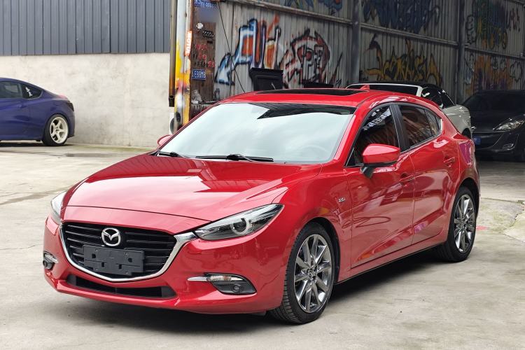 Used Mazda 3 Axela 2017 Hatchback 2.0L Automatic Sport Model China V Emission Standard