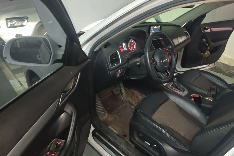 Used Audi Q3 2018 30th Anniversary Edition 30 TFSI Fashion Model Driver Seat