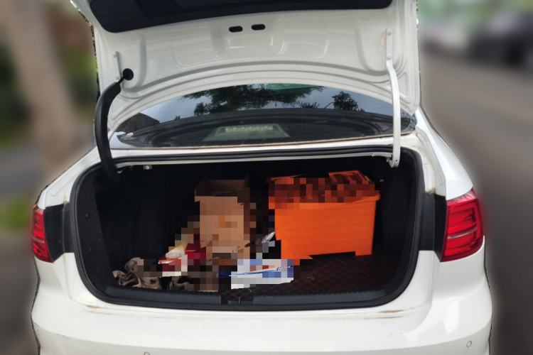 Used Volkswagen Sagitar 2015 230TSI Automatic Luxury Model Trunk