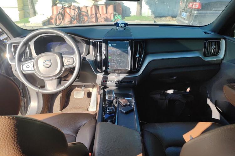 Used Volvo XC60 2022 B5 4x4 Zhiyi Luxury Edition