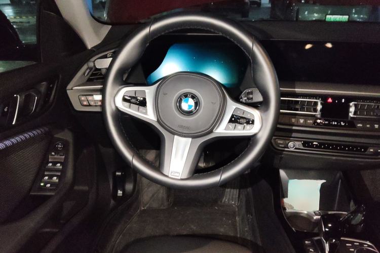 Used BMW 2 Series 2023 225i Four-Door Coupe M Sport Package Steering Wheel