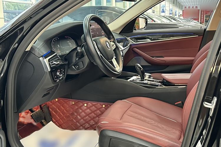 Used BMW 5 Series 2022 Second Facelift 525Li Luxury Package