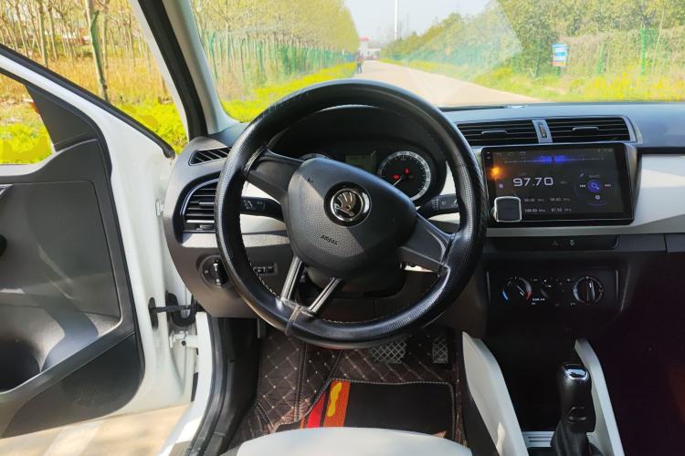 Used Skoda Fabia 2017 1.4L Automatic Car Enjoy Edition
