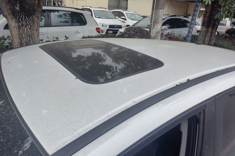 Used Honda Jade 2014 1.8L Automatic Comfort Elite Version 5 Seats