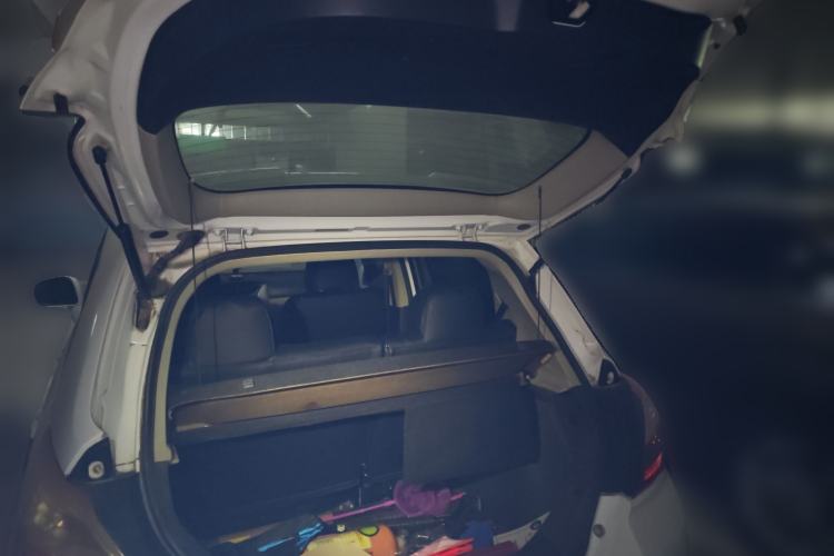 Used Venucia R50 2013 1.6L Manual Fashion Edition